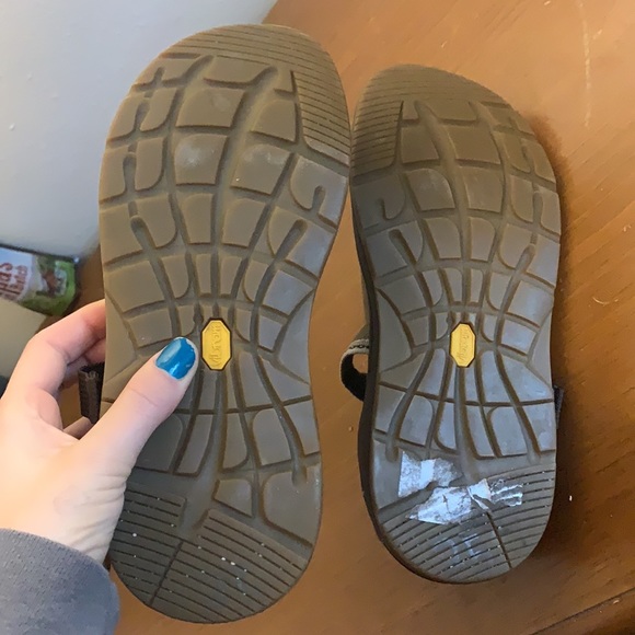 Women’s Chaco closed toe size 7.5 - Picture 4 of 5